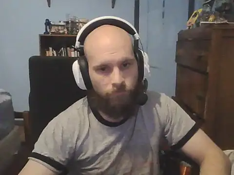 Snapshot of PDrents chatting on 11.30.25 PDrents online show from 11.30.25