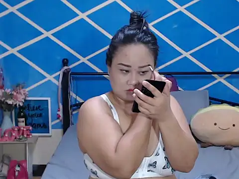 Snapshot of jengrey chatting on 09.09.25 jengrey online show from 09.09.25