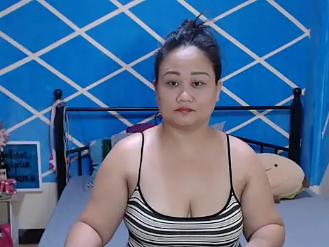 Snapshot of jengrey chatting on 09.12.25 jengrey online show from 09.12.25