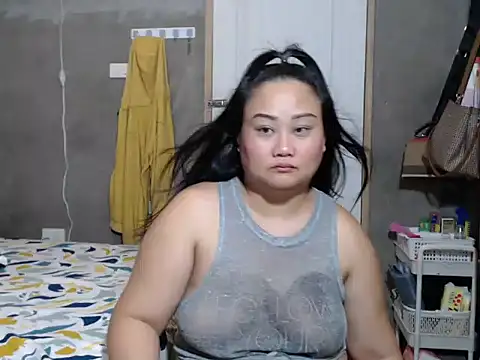 Snapshot of jengrey chatting on 11.07.25 jengrey online show from 11.07.25