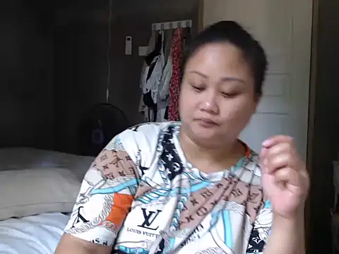 Snapshot of jengrey chatting on 01.10.26 jengrey online show from 01.10.26