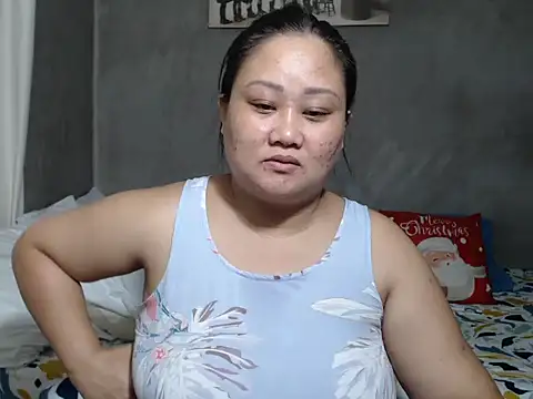 Snapshot of jengrey chatting on 01.13.26 jengrey online show from 01.13.26