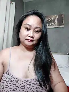 Snapshot of jengrey chatting on 02.21.26 jengrey online show from 02.21.26