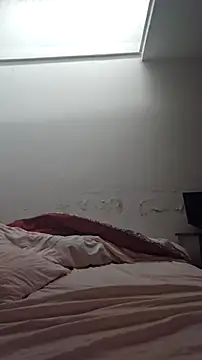 Sashaputa86 online show from 04.18.26