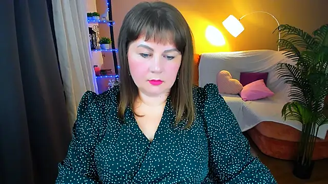 CrystaalStaar online show from 11.14.25