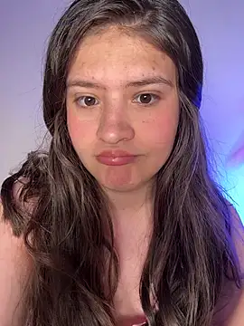 Snapshot of Emilyybennet_ chatting on 07.16.26 Emilyybennet online show from 07.16.26