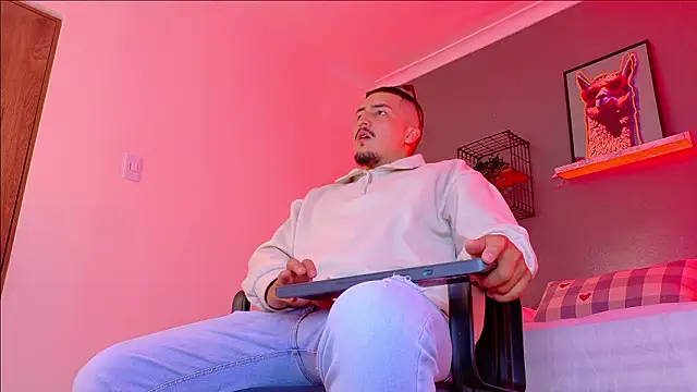 MrFox   online show from 02.14.26