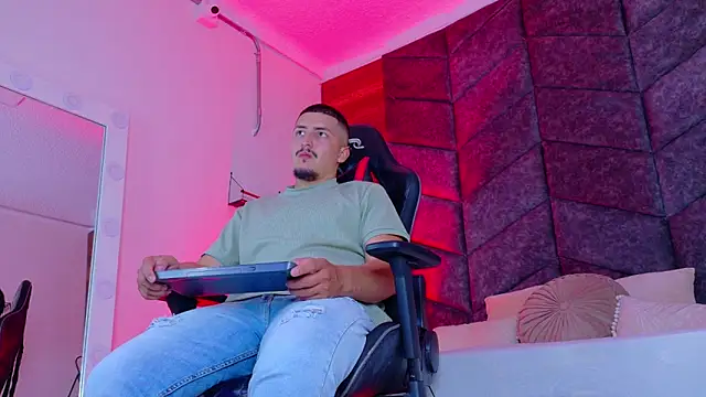 MrFox   online show from 02.21.26