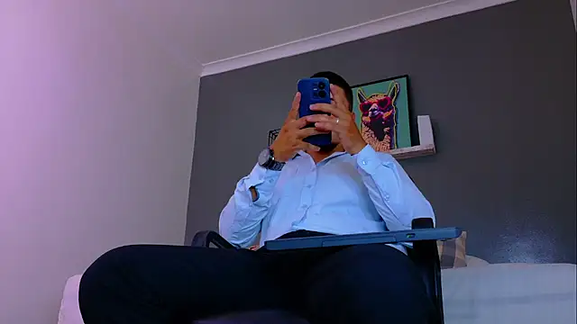 Snapshot of MrFox__ chatting on 05.16.26 MrFox online show from 05.16.26
