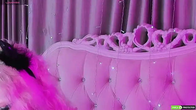 CarolLamb online show from 11.02.25