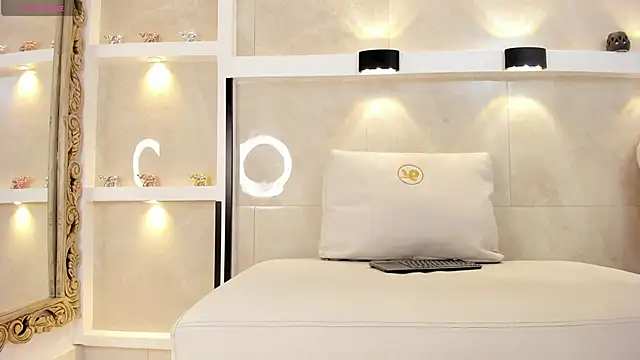 Snapshot of chloe_murray chatting on 09.09.25 chloe murray online show from 09.09.25