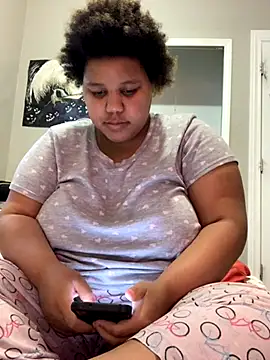 chocolate bella online show from 09.12.25