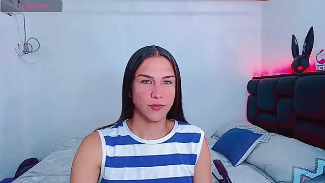 Snapshot of Azley_sweet chatting on 05.07.26 Azley sweet online show from 05.07.26