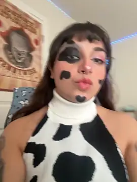 CharmingMaddie online show from 10.01.25