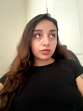 CharmingMaddie online show from 10.11.25