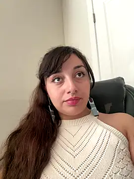 CharmingMaddie online show from 10.31.25