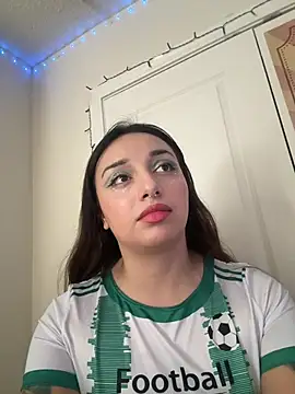 Snapshot of CharmingMaddie chatting on 02.08.26 CharmingMaddie online show from 02.08.26