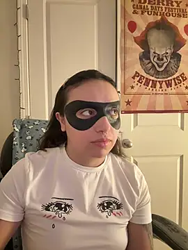 Snapshot of CharmingMaddie chatting on 02.23.26 CharmingMaddie online show from 02.23.26