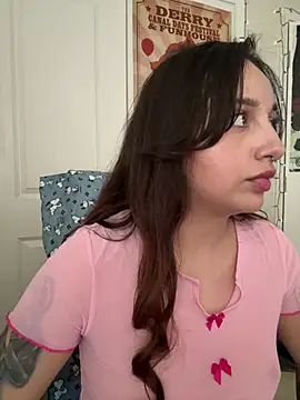 CharmingMaddie online show from 04.16.26