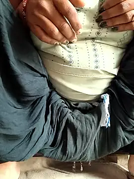 Love-pari077 online show from 02.25.26