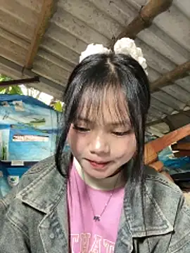 Snapshot of AdamLazis chatting on 03.03.26 AdamLazis online show from 03.03.26