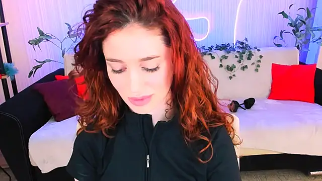 Snapshot of ChristinaConteeree chatting on 05.31.26 ChristinaConteeree online show from 05.31.26