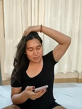 Romantic Sabrina online show from 10.13.25