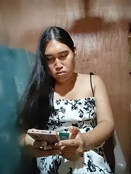 Snapshot of Romantic_Sabrina chatting on 05.19.26 Romantic Sabrina online show from 05.19.26