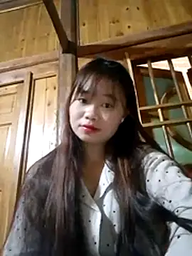 Snapshot of PhayPhay123 chatting on 11.18.25 PhayPhay123 online show from 11.18.25