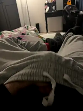 Frankieyyy1 online show from 12.15.25