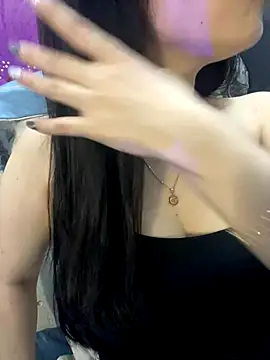 Snapshot of Mon_monbaby chatting on 09.24.25 Mon monbaby online show from 09.24.25