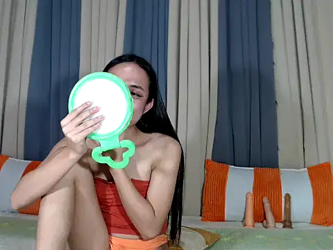 Jadehotcum online show from 10.19.25