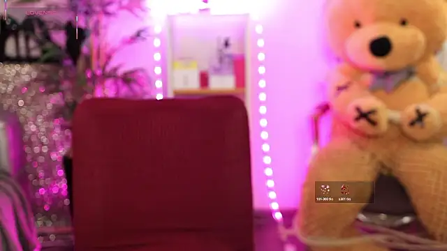 NovaHollisx online show from 03.27.26