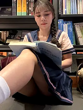 Adora188 online show from 09.17.25