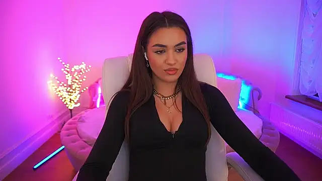 Snapshot of EricaSin chatting on 02.18.26 EricaSin online show from 02.18.26