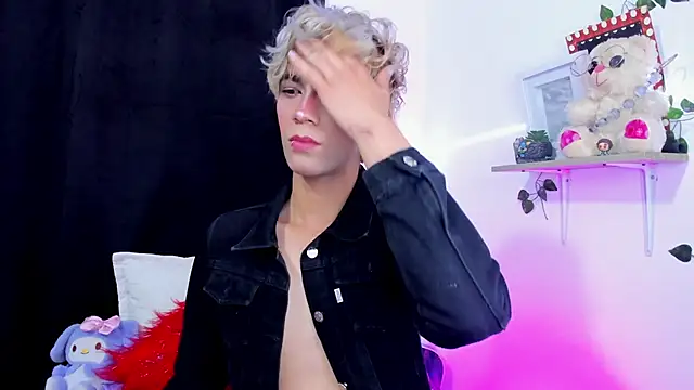 Cooperrosscute233 online show from 10.13.25