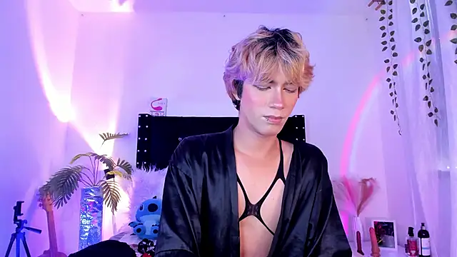 Cooperrosscute233 online show from 03.26.26