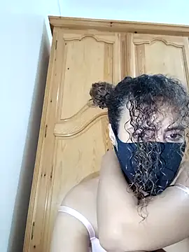 ghadiraa online show from 10.11.25