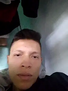 Snapshot of elinnki chatting on 09.27.25 elinnki online show from 09.27.25