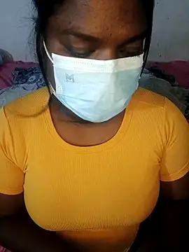 Snapshot of chubybabi chatting on 09.27.25 chubybabi online show from 09.27.25