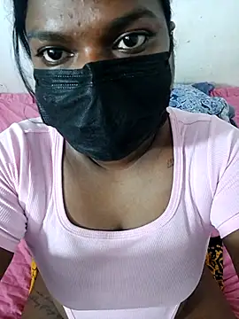 Snapshot of chubybabi chatting on 10.09.25 chubybabi online show from 10.09.25