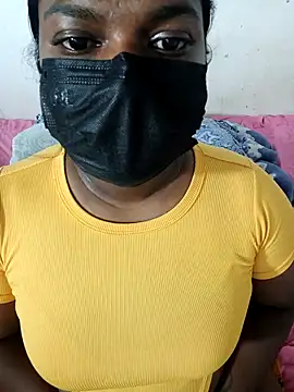 Snapshot of chubybabi chatting on 10.09.25 chubybabi online show from 10.09.25