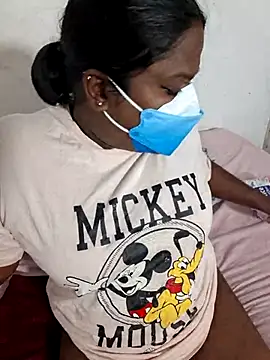 Snapshot of chubybabi chatting on 11.21.25 chubybabi online show from 11.21.25