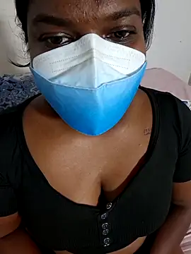 Snapshot of chubybabi chatting on 11.23.25 chubybabi online show from 11.23.25