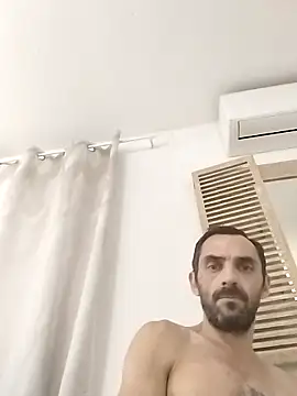 Snapshot of hotmen83 chatting on 10.11.25 hotmen83 online show from 10.11.25