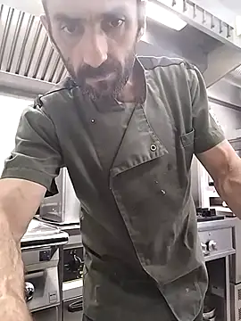 Snapshot of hotmen83 chatting on 10.21.25 hotmen83 online show from 10.21.25