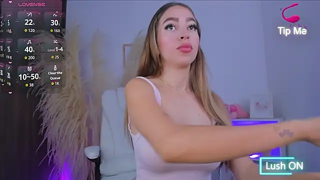 Snapshot of shannel_moss__ chatting on 09.17.25 shannel moss online show from 09.17.25