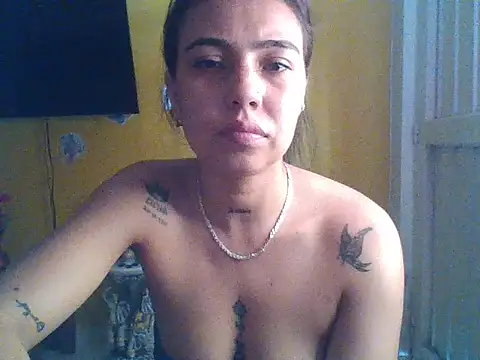 EmmaSplycer02 online show from 04.14.26