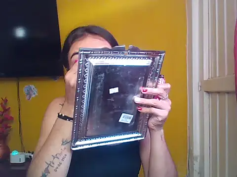 EmmaSplycer02 online show from 04.16.26