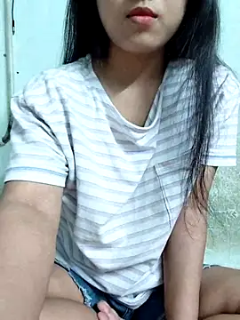 Snapshot of BabySweet-18 chatting on 04.02.26 BabySweet-18 online show from 04.02.26